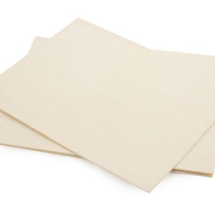 Layer of flaky pastry dough