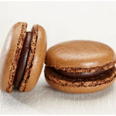 Chocolate macaron – 18g